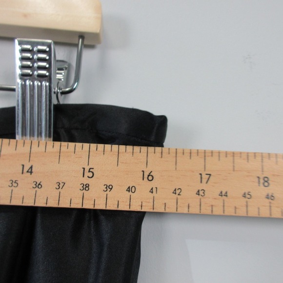 Charter Club Black 100% Silk Midi Skirt 14 Black Lined Flowy Minimalist 182 - Picture 4 of 8